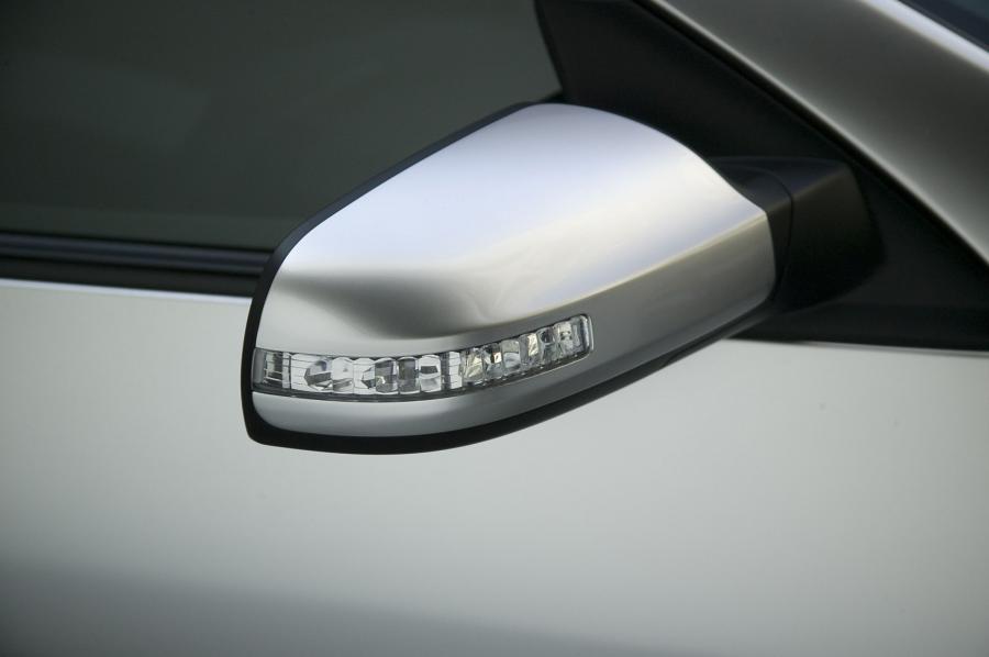 Детали экстерьера Nissan Altima Coupe (U32) 2008 года  (фото 31 из 54)